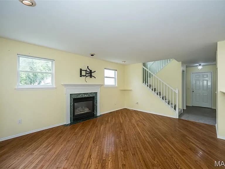 Property photos thumbnail 8
